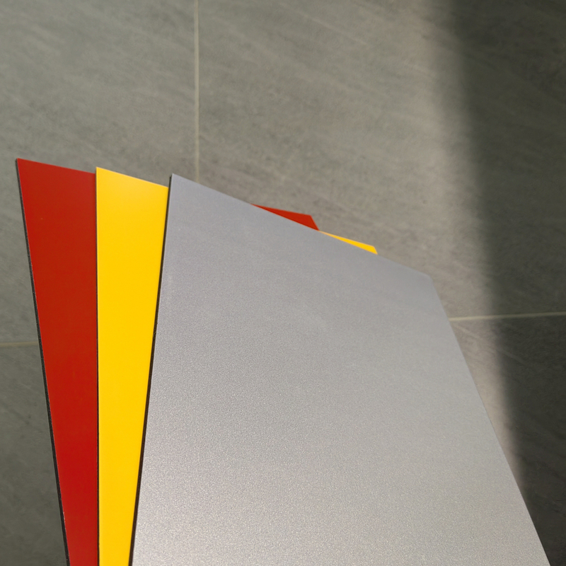 Painéis compostos de alumínio de construção do PE da decoração para o uso interno 1250mm