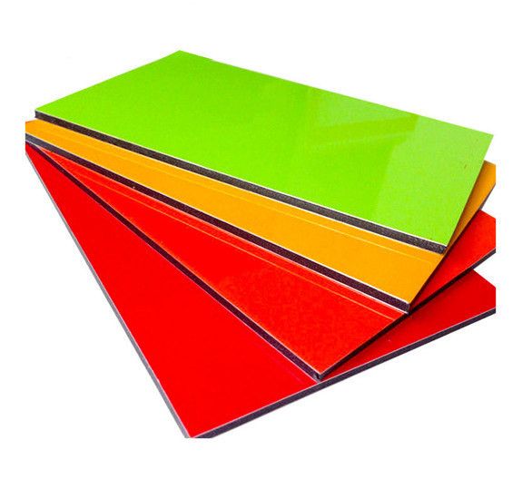 Preço competitivo Painel de alumínio composto de Alucobond 4 * 8 pés Tamanho para interiores e exteriores