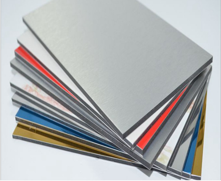 Preço competitivo Painel de alumínio composto de Alucobond 4 * 8 pés Tamanho para interiores e exteriores