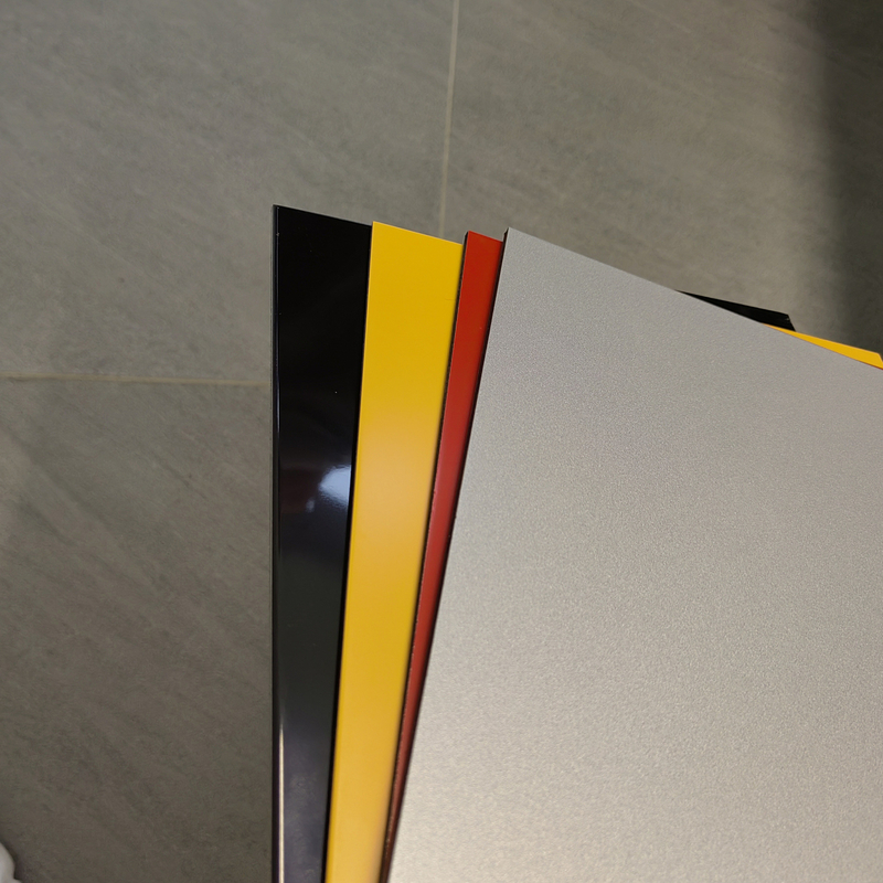 Painel composto de alumínio PVDF Alucobond com núcleo inquebrável e acabamento de superfície brilhante