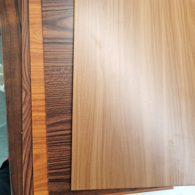 Dimensões e cores versáteis disponíveis para painel composto de alumínio de madeira com laminação de filme PVDF