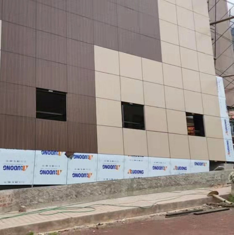 Painel Composto de Alumínio PVDF de Grau B1 à Prova de Fogo para Decoração de Paredes Exteriores