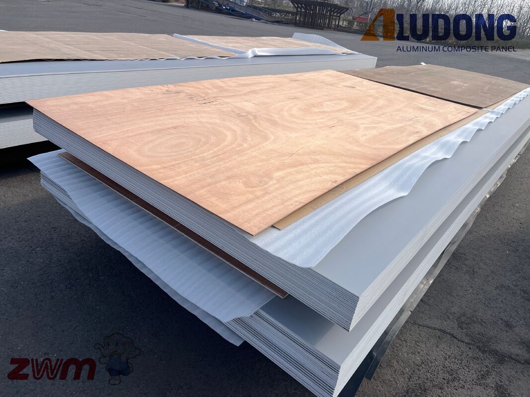 4*0,40mm FR B1 Grade Fire Retardant Aluminium Composite Panel para Shopping Center, Hotel, Estação de Comboios etc.