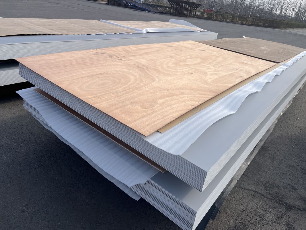 Painel composto de alumínio à prova de fogo revestido PVDF da classe FR A2 ALUDONG com espessura de 4 mm para edifícios