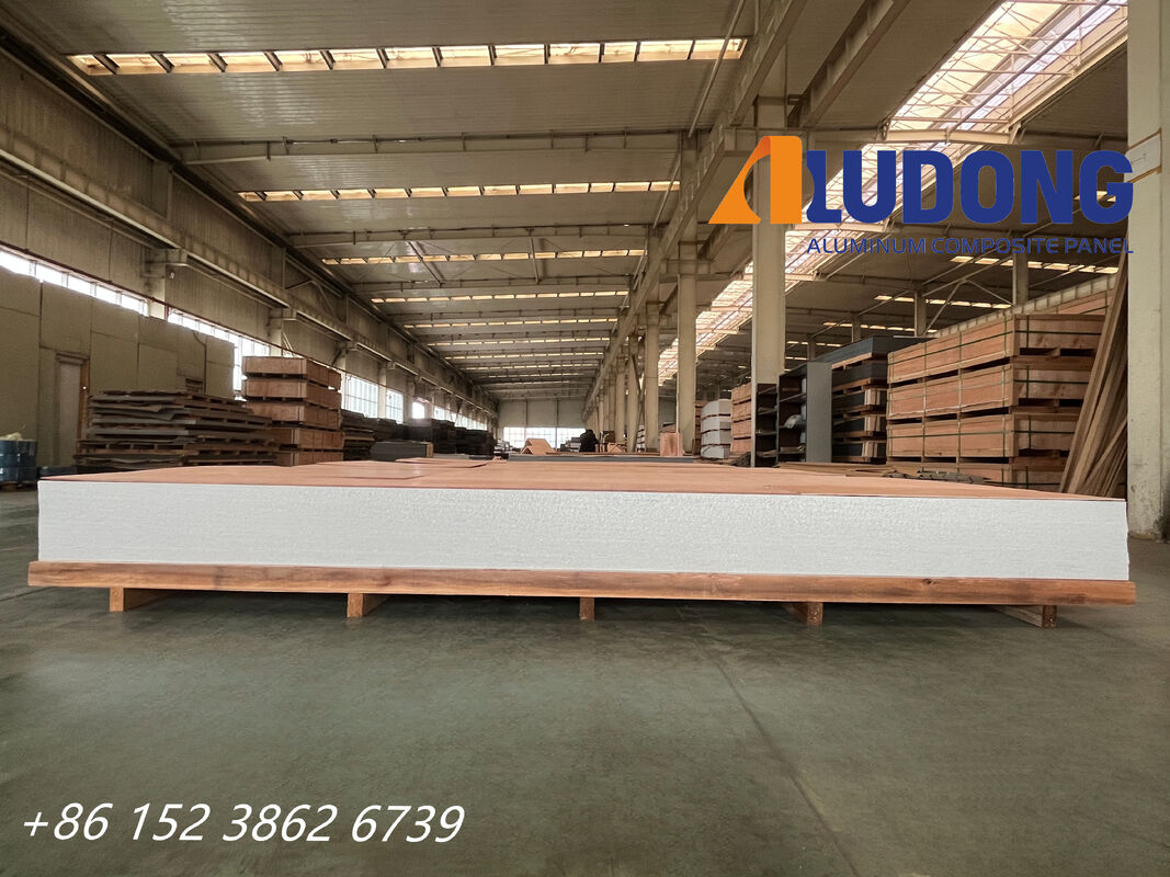 FR B1 PVDF revestido painel de alumínio composto à prova de fogo espessura 4 mm para edifícios
