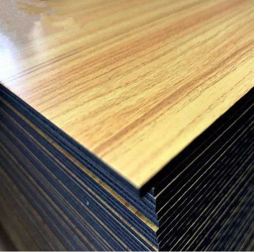 Venda a quente ACP painel de alumínio folha 4x8 ft personalizado disponível, fácil instalação, material de construção para decoração interior exterior