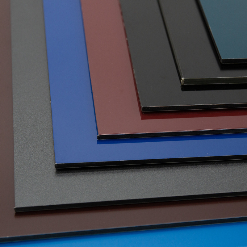 Resistência ao descascamento superior a 7 N/mm Painel composto de alumínio PVDF Classe ignífuga B1/A2