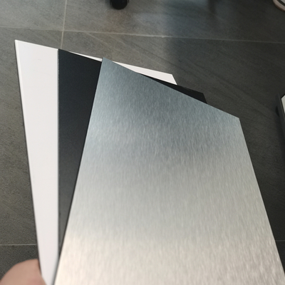 O painel composto de alumínio ACP de prata instantâneo do PE da separação cobre para a decoração interior